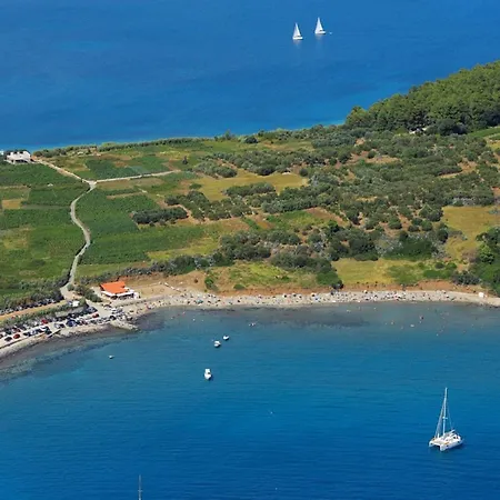 Σπίτι διακοπών Holiday Home In Lumbarda With Garden, Cleaning Included *