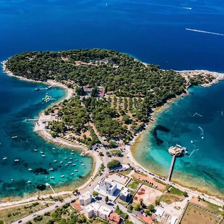 Σπίτι διακοπών Holiday Home In Lumbarda With Garden, Cleaning Included *